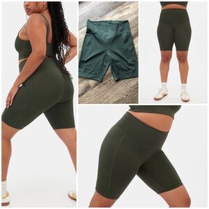 Girlfriend Collective High-Rise Pocket Bike Short, size Large